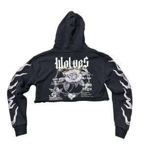 Darc Sport Wolves Cropped Hoodie Flame Sleeve Graphic Black XS 45S/1000
